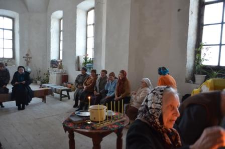 30 жителей села Маминское приняли таинство Соборования в храме во имя Святого Архистратига Михаила
