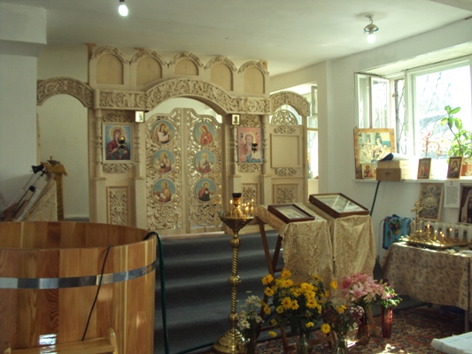 В Бобровском художественном училище изготовлен резной иконостас для храма Святой Ольги