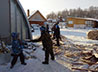Воспитанники Исетского казачьего кадетского корпуса помогли хозяйственной службе своего храма