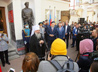 Митрополит Кирилл поучаствовал в церемонии открытия памятника «Преемственность поколений»