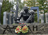 Память жертв терактов почтили на траурном митинге у памятника Черный тюльпан