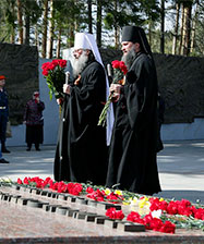 На Широкореченском мемориале состоялись памятные торжества, посвященные Дню Победы