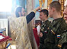 Духовник воинской части крестил троих военнослужащих