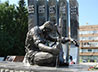 У Мемориала «Черный Тюльпан» отслужили литию по убиенным в Чечне российским воинам