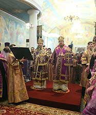 Митрополит Евгений и епископ Алексий совершили чин Торжества Православия в Свято-Троицком кафедральном соборе