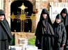 В духовной столице Урала освятили и установили крест на купол старинной Покровской церкви