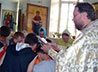 Воспитанники детского дома помолились в Скорбященском монастыре о даровании семьи