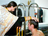 Выпускники огласительных курсов при Ново-Тихвинском монастыре приняли крещение