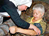 Служба Милосердия провела первые занятия по уходу за лежачими больными