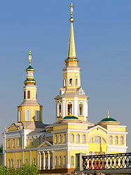 2 июля в Екатеринбурге состоится молодежная дискуссия по поводу строительства Градо-Екатерининского собора на площади Труда
