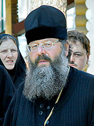 Архиепископ Кирилл совершил первую рабочую поездку по екатеринбургским приходам
