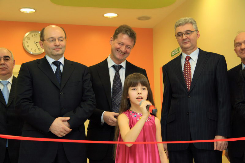Архиепископ Викентий побывал на церемонии открытия детской поликлиники в центре «УГМК-Здоровье»